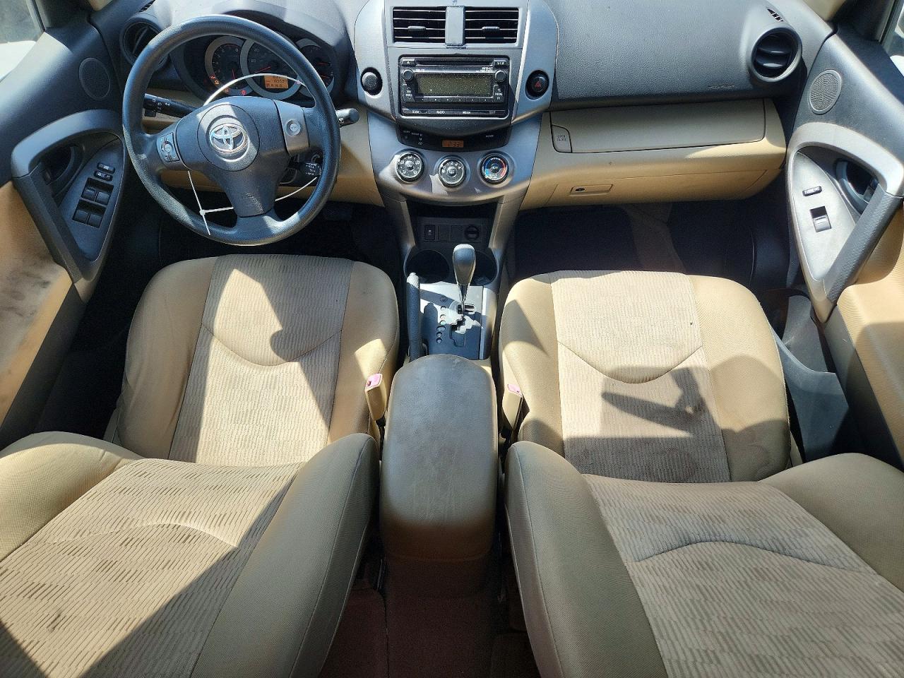 2012 TOYOTA RAV4 BASE photo 8