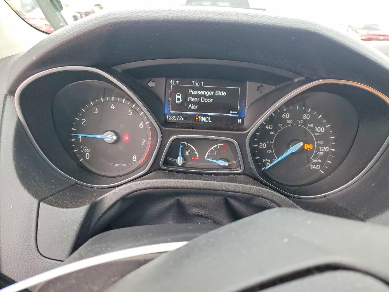 2018 FORD FOCUS SE photo 25