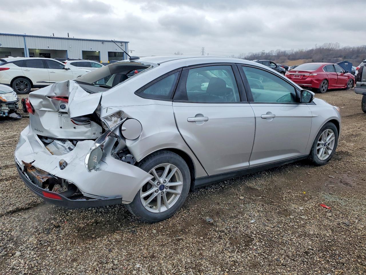 2018 FORD FOCUS SE photo 7
