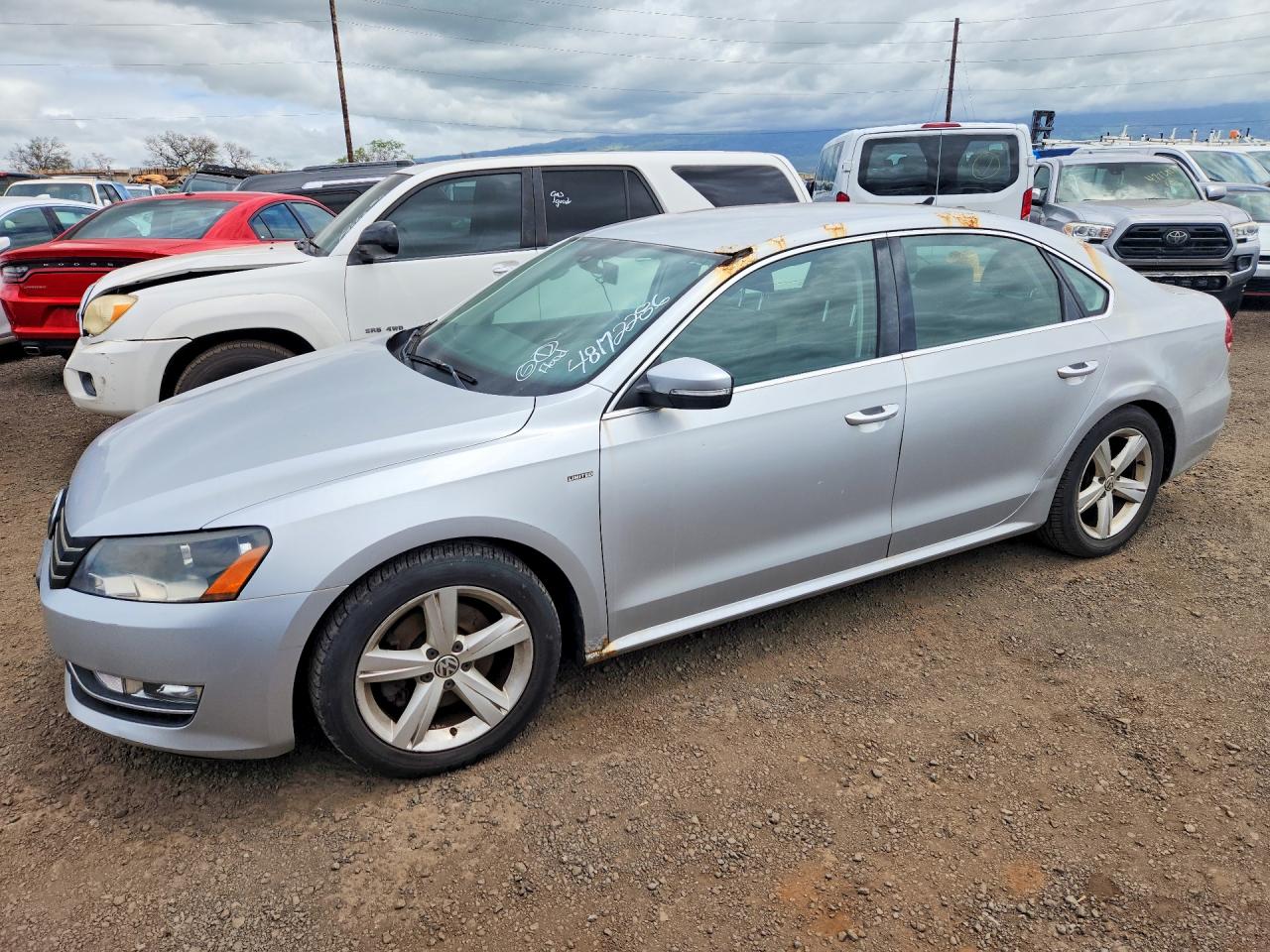 2015 VOLKSWAGEN PASSAT