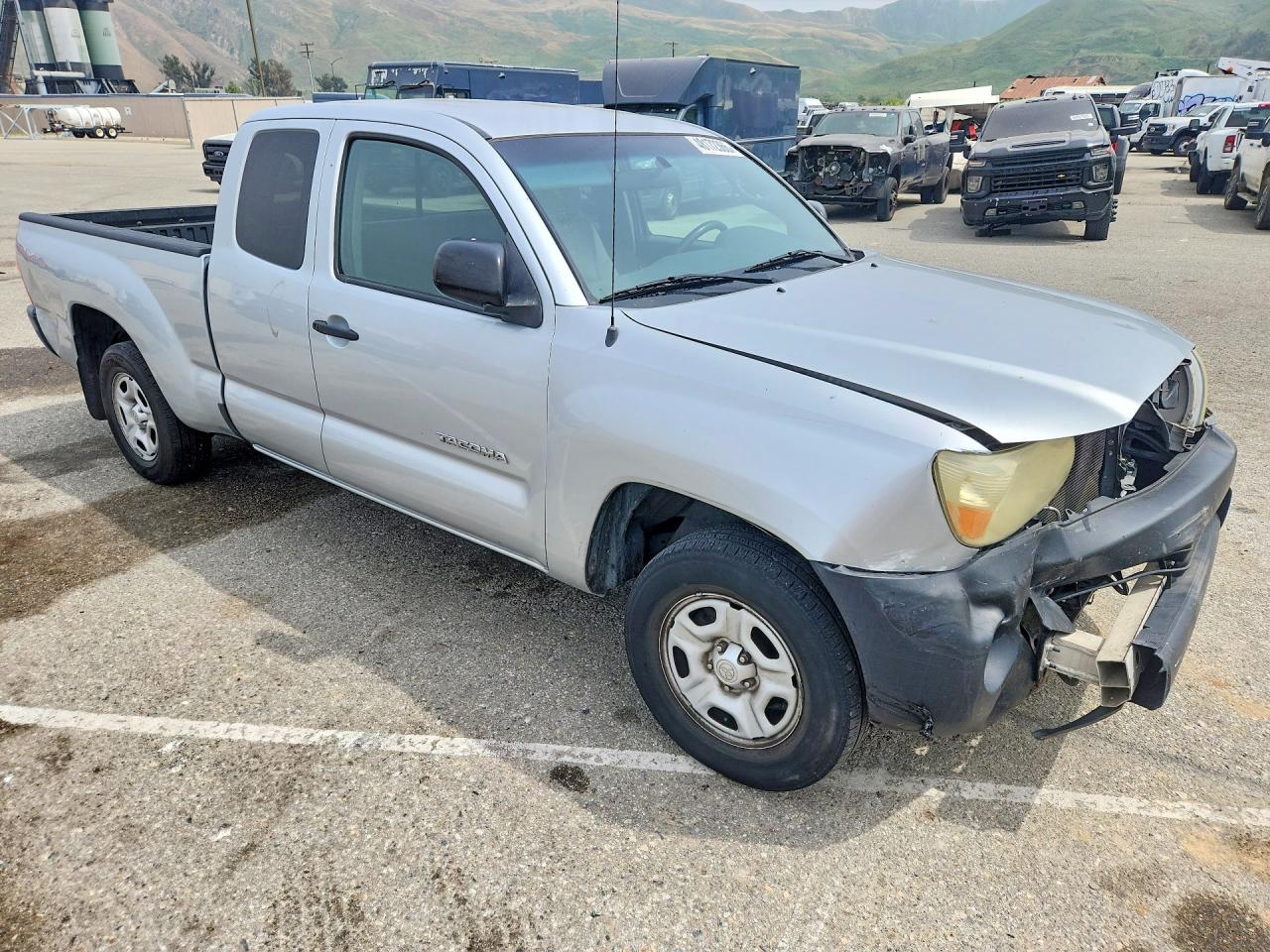 2006 TOYOTA TACOMA BASE photo 7