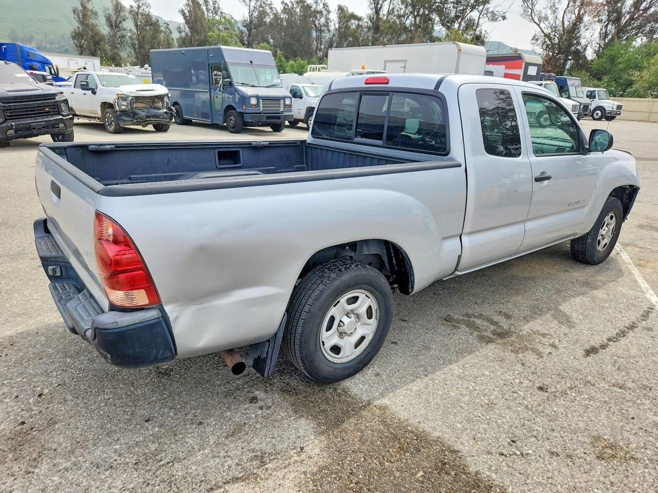 2006 TOYOTA TACOMA BASE photo 5