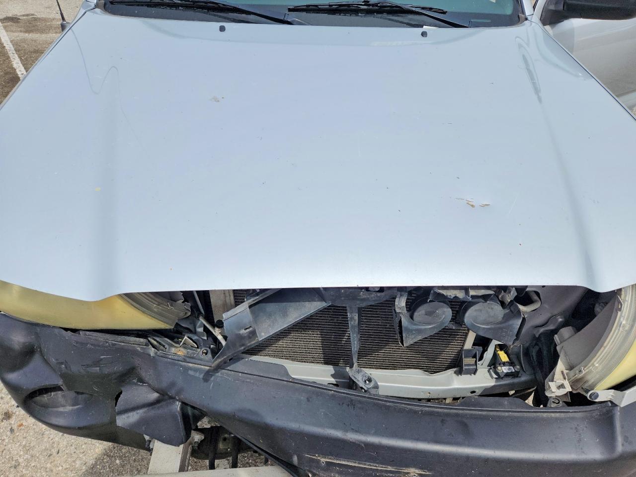 2006 TOYOTA TACOMA BASE photo 21
