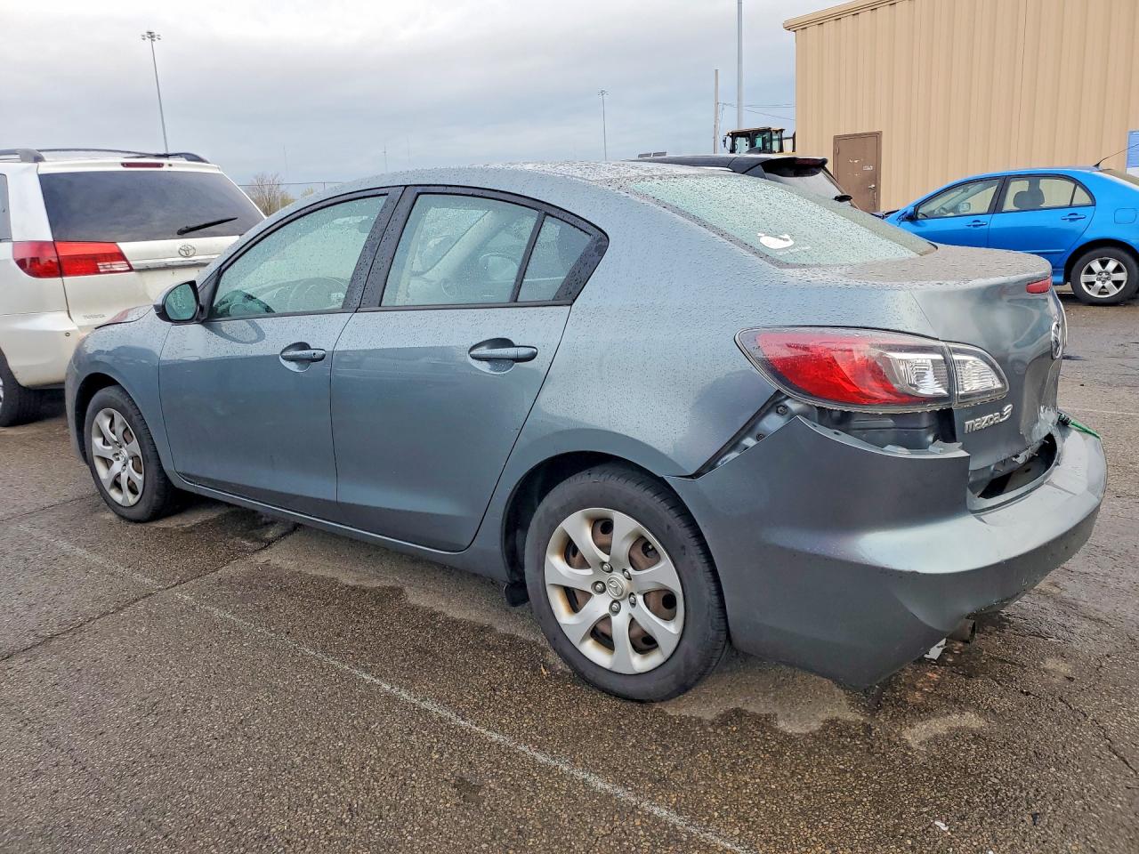 2013 MAZDA 3 I photo 2