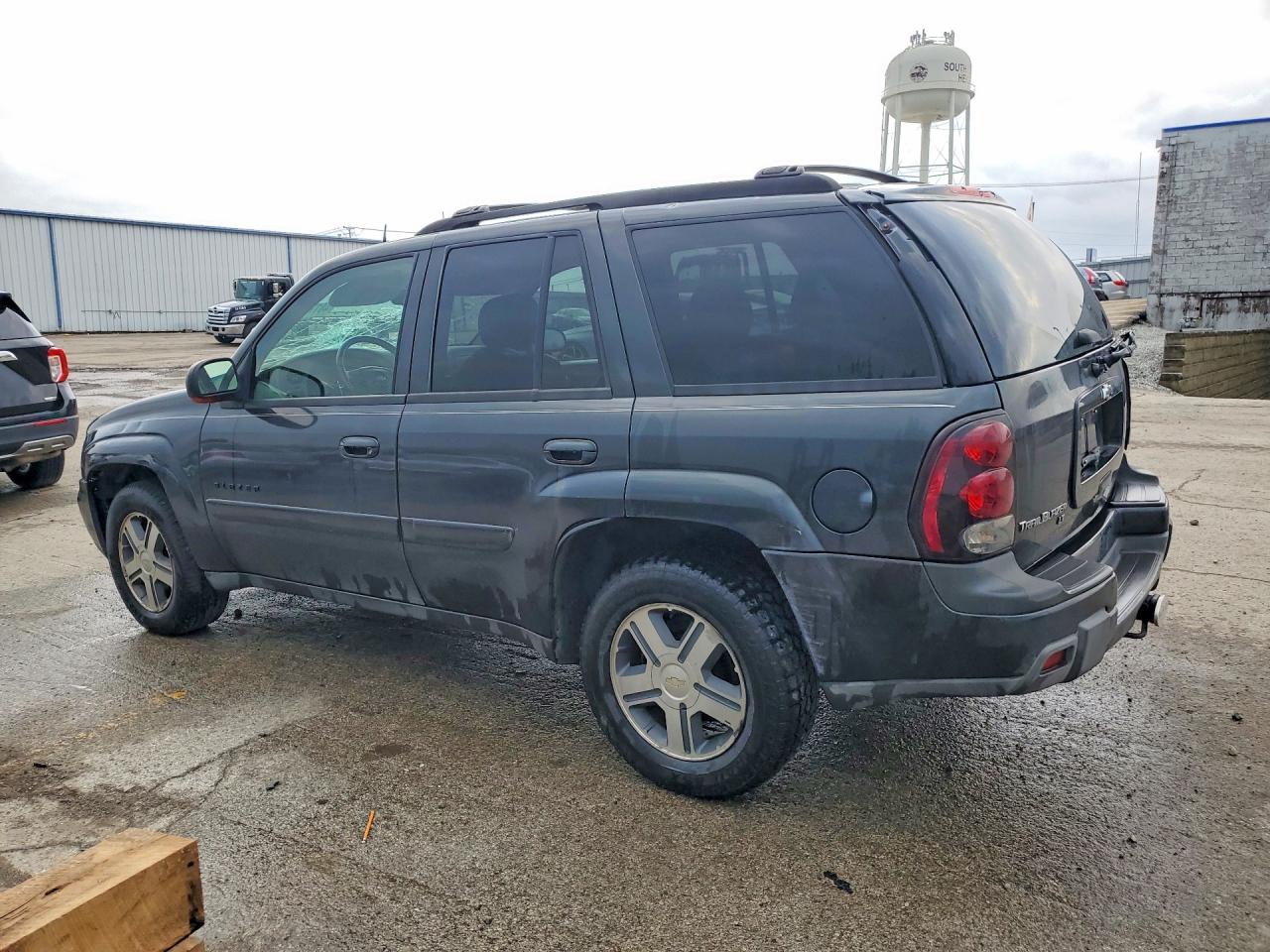 2005 CHEVROLET TRAILBLAZER LS photo 3