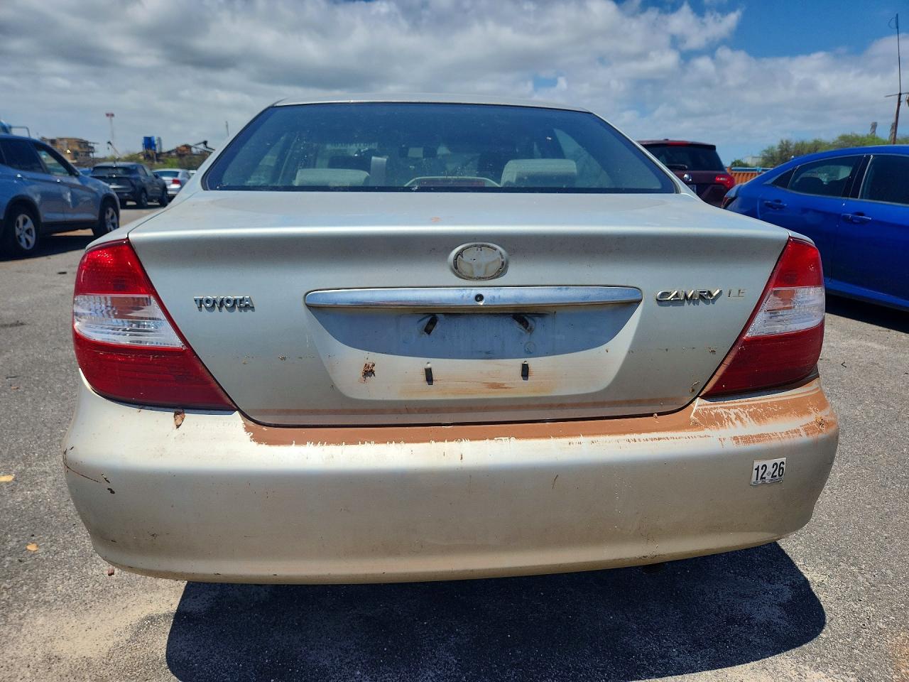 2003 TOYOTA CAMRY LE photo 11