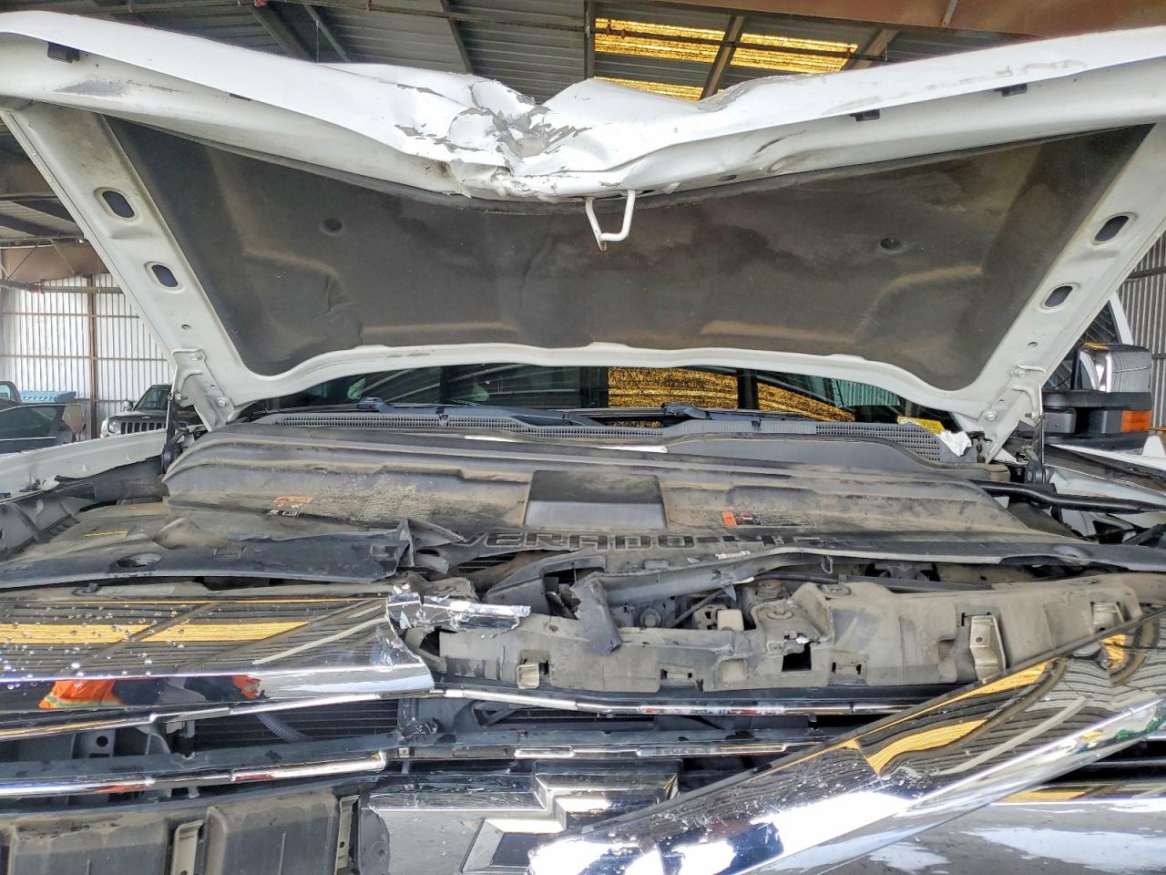 2015 CHEVROLET SILVERADO K2500 HEAVY DUTY LTZ photo 11
