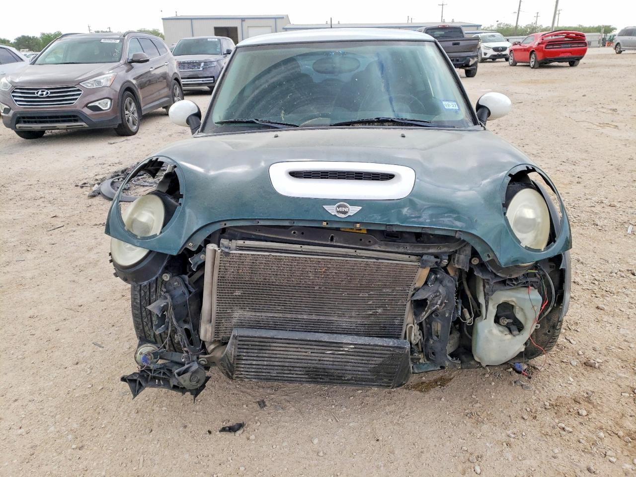 2010 MINI COOPER S photo 13