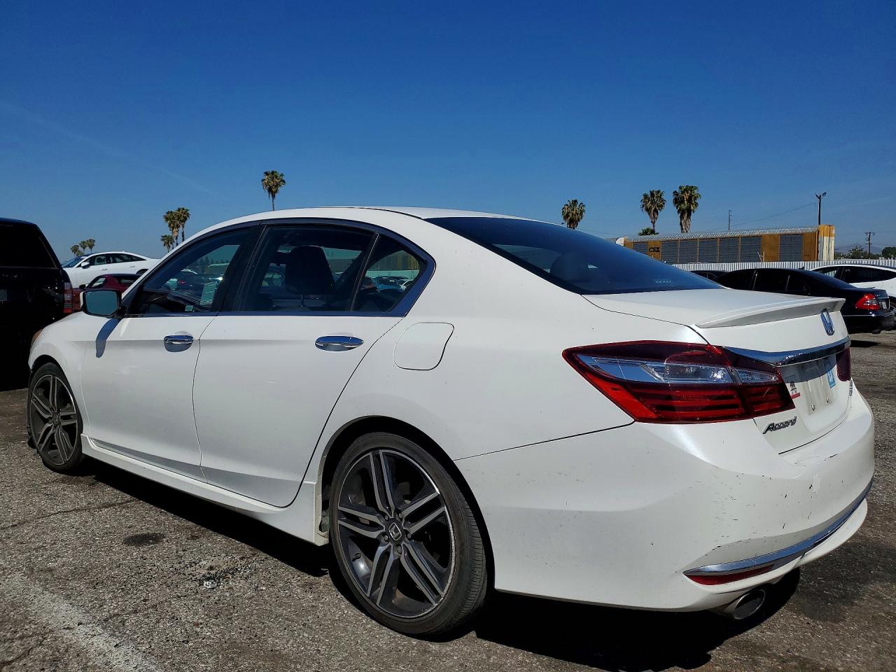 2017 HONDA ACCORD SPORT SPECIAL EDITION photo 3