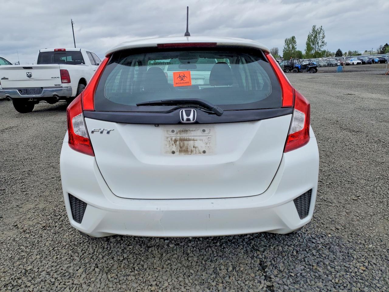 2015 HONDA FIT LX photo 11