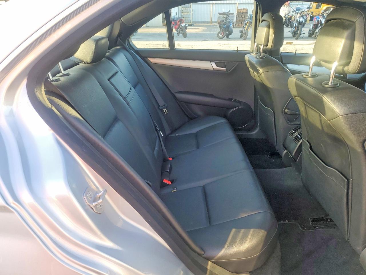 2013 MERCEDES-BENZ C 250 photo 19