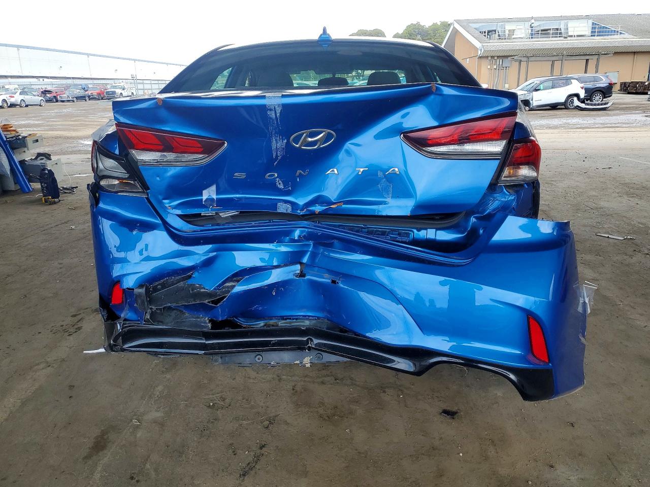 2018 HYUNDAI SONATA photo 16