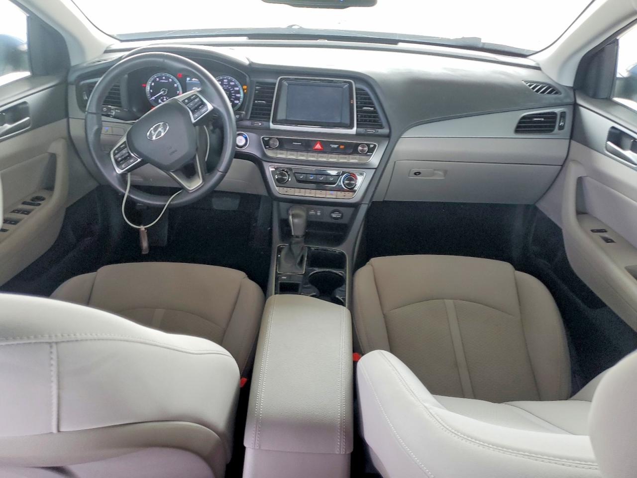 2018 HYUNDAI SONATA photo 22