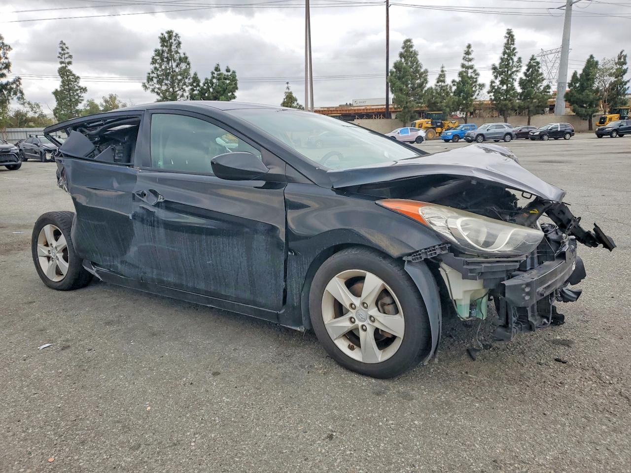 2013 HYUNDAI ELANTRA GLS photo 7