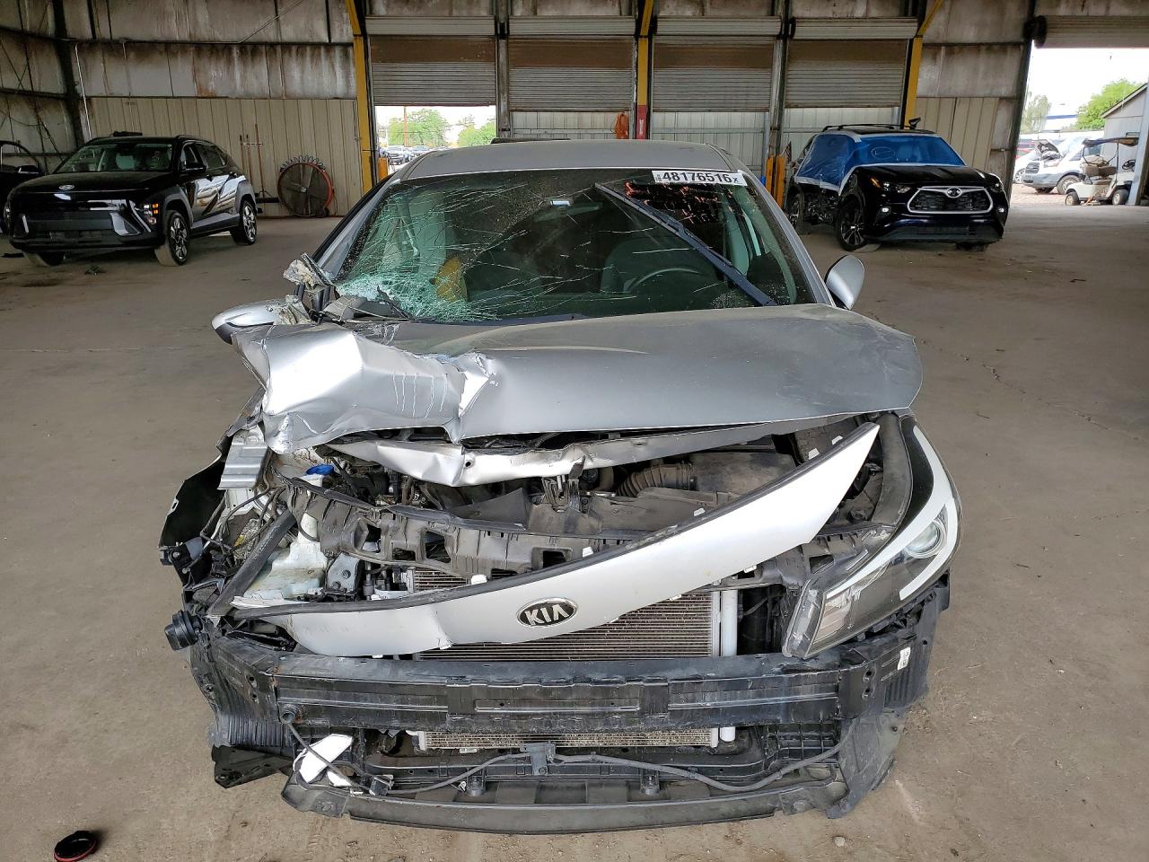 2017 KIA FORTE LX photo 13