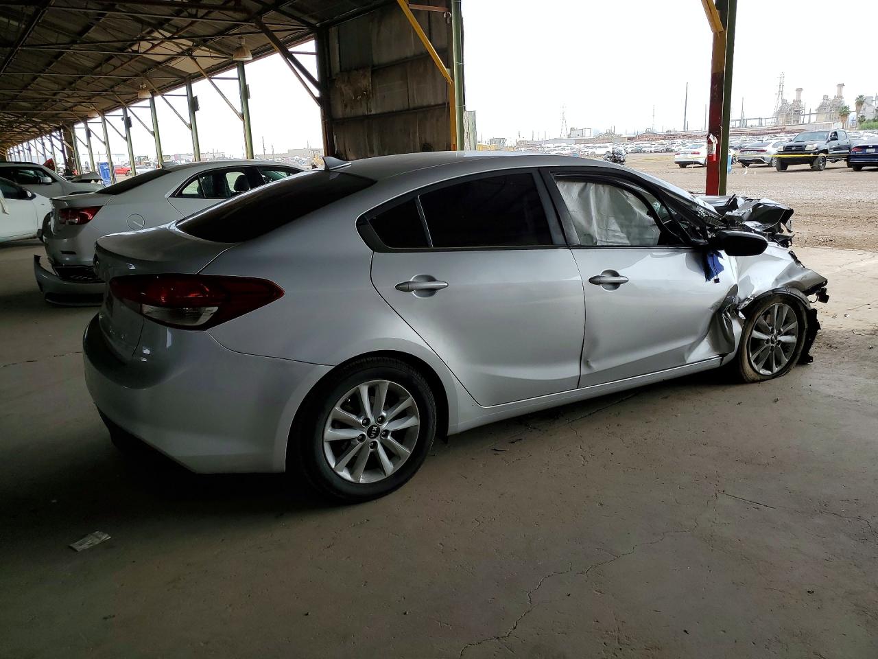 2017 KIA FORTE LX photo 7
