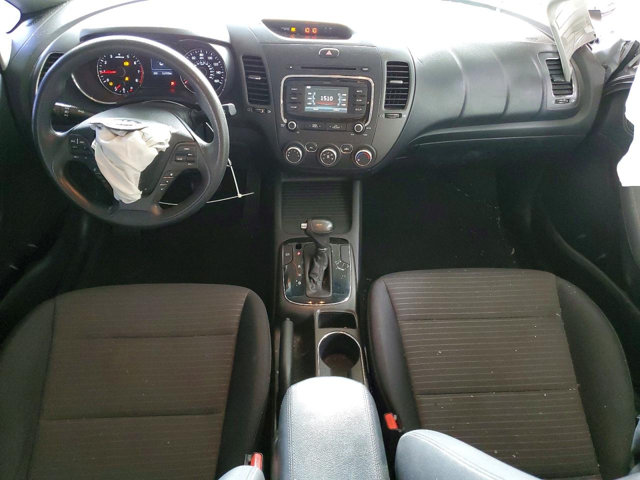 2017 KIA FORTE LX photo 22