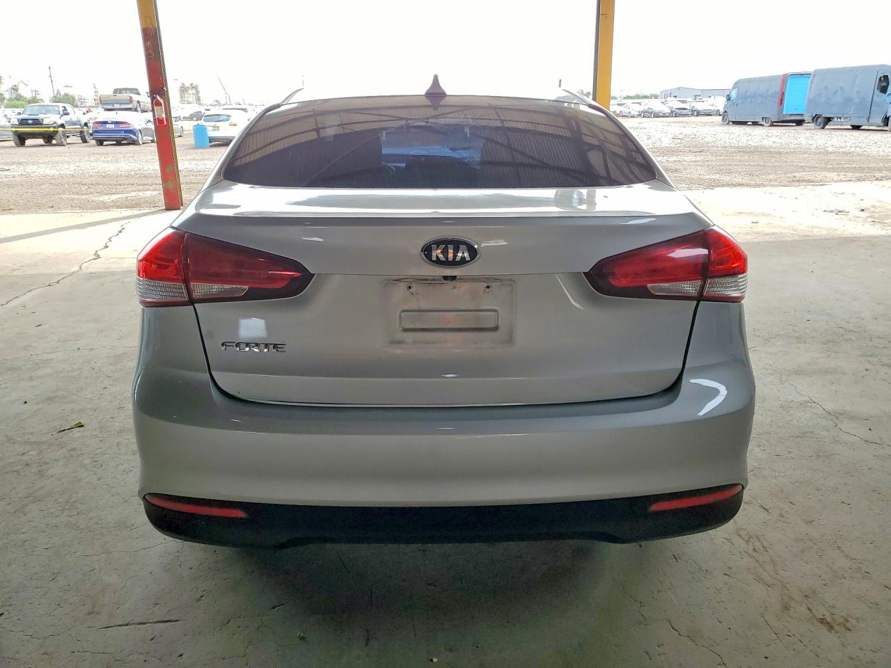 2017 KIA FORTE LX photo 16