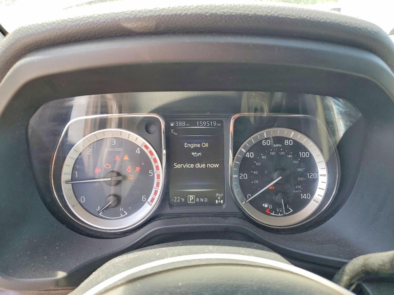 2016 NISSAN TITAN XD SL photo 9