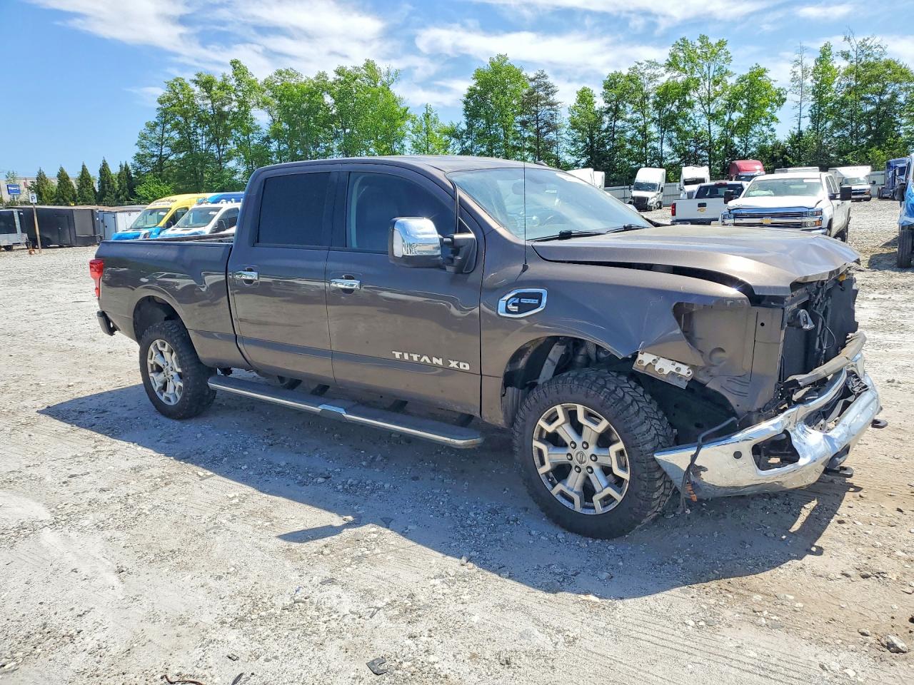 2016 NISSAN TITAN XD SL photo 4
