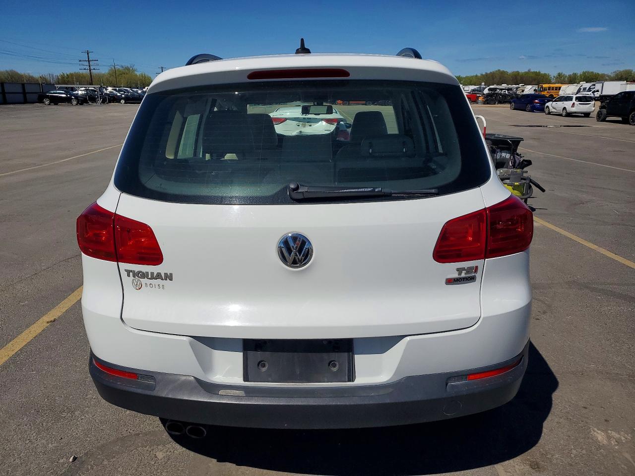 2017 VOLKSWAGEN TIGUAN S photo 6