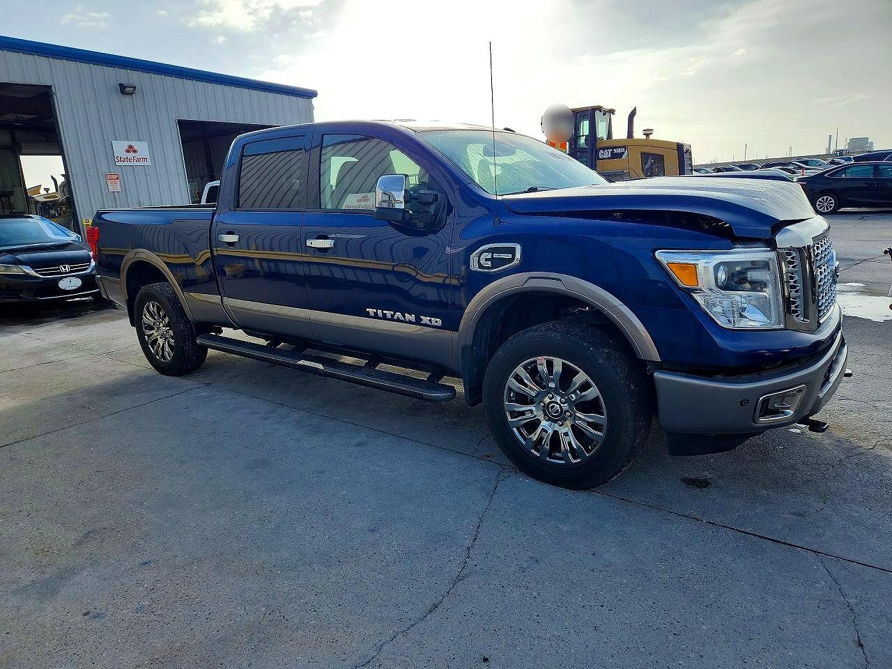 2018 NISSAN TITAN XD S photo 10