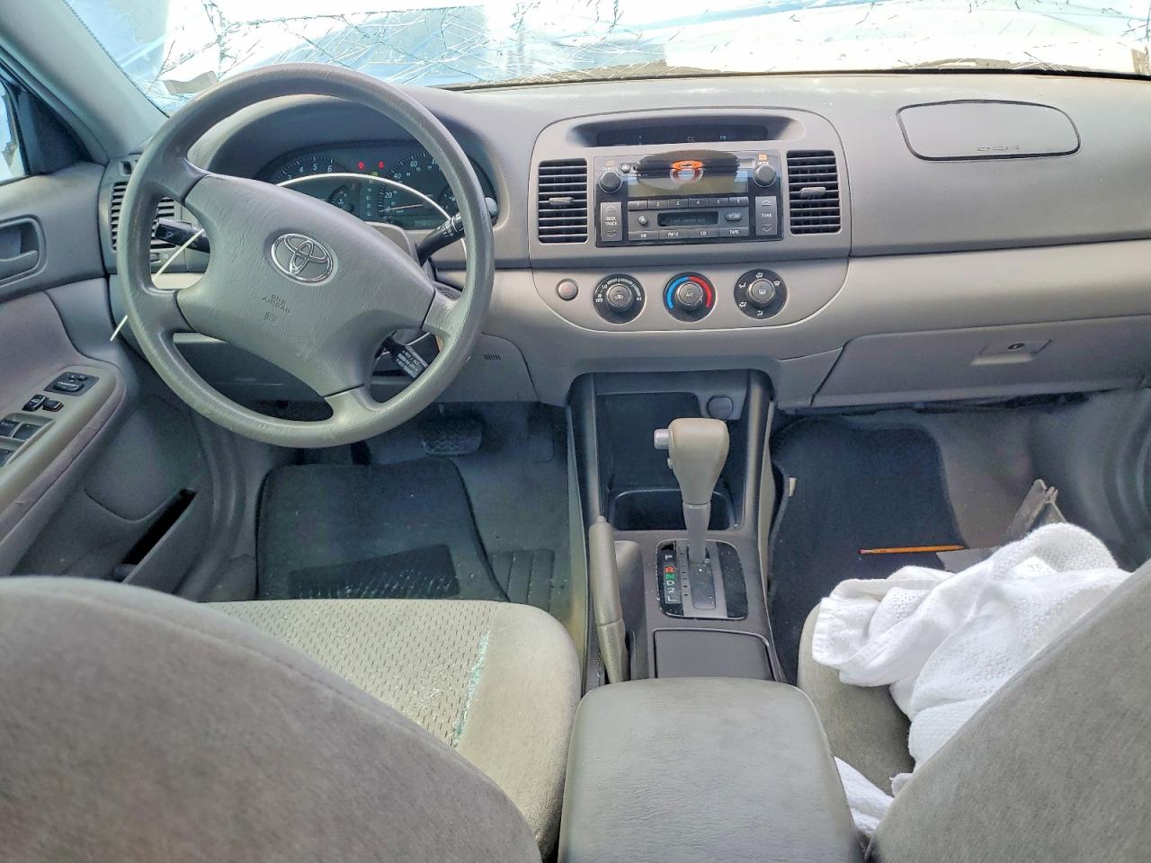 2003 TOYOTA CAMRY LE photo 22