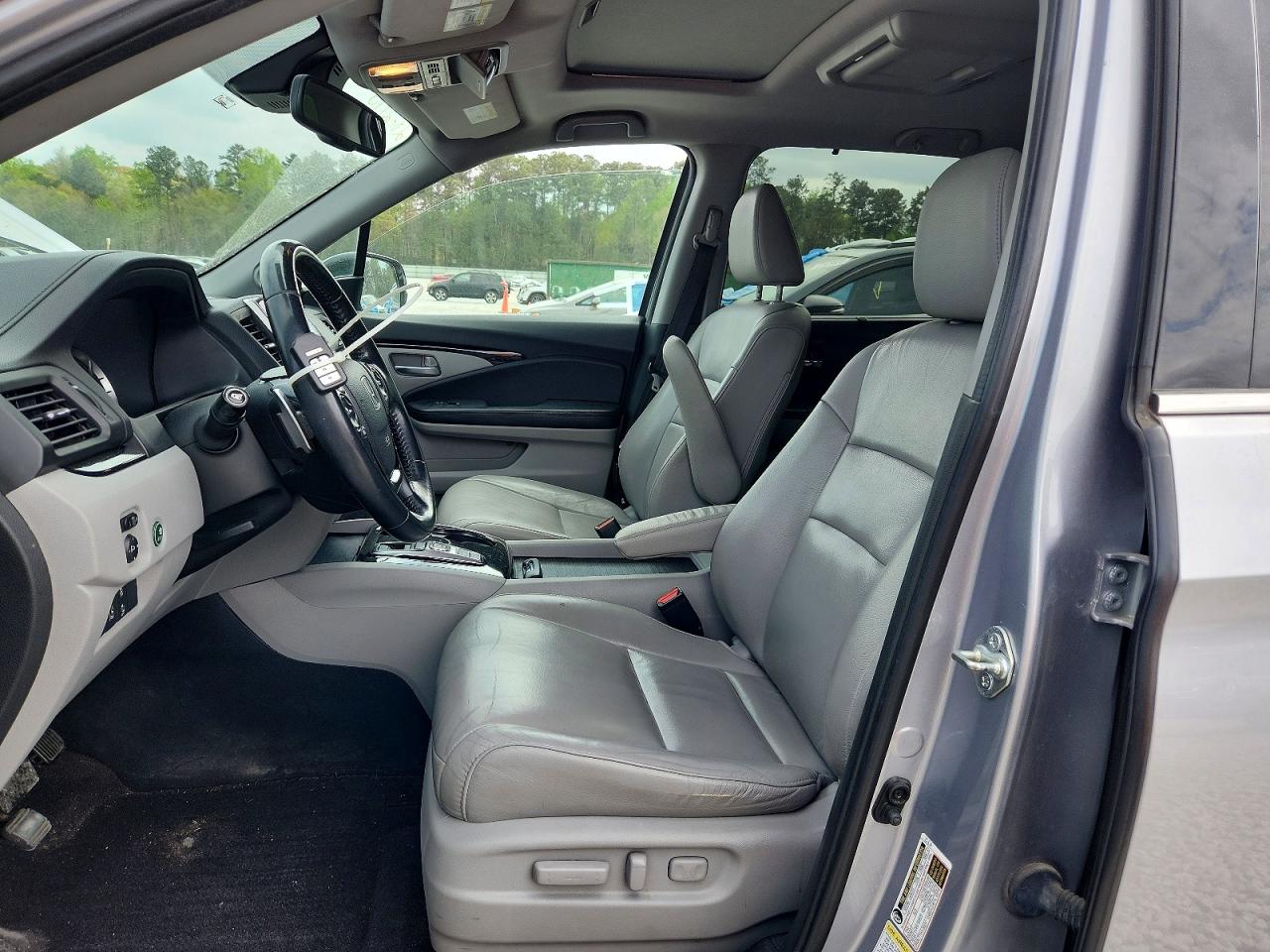 2016 HONDA PILOT TOURING photo 7
