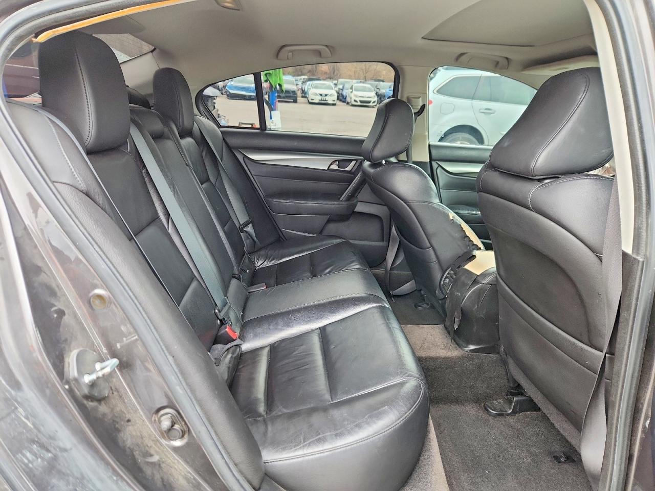 2010 ACURA TL photo 28