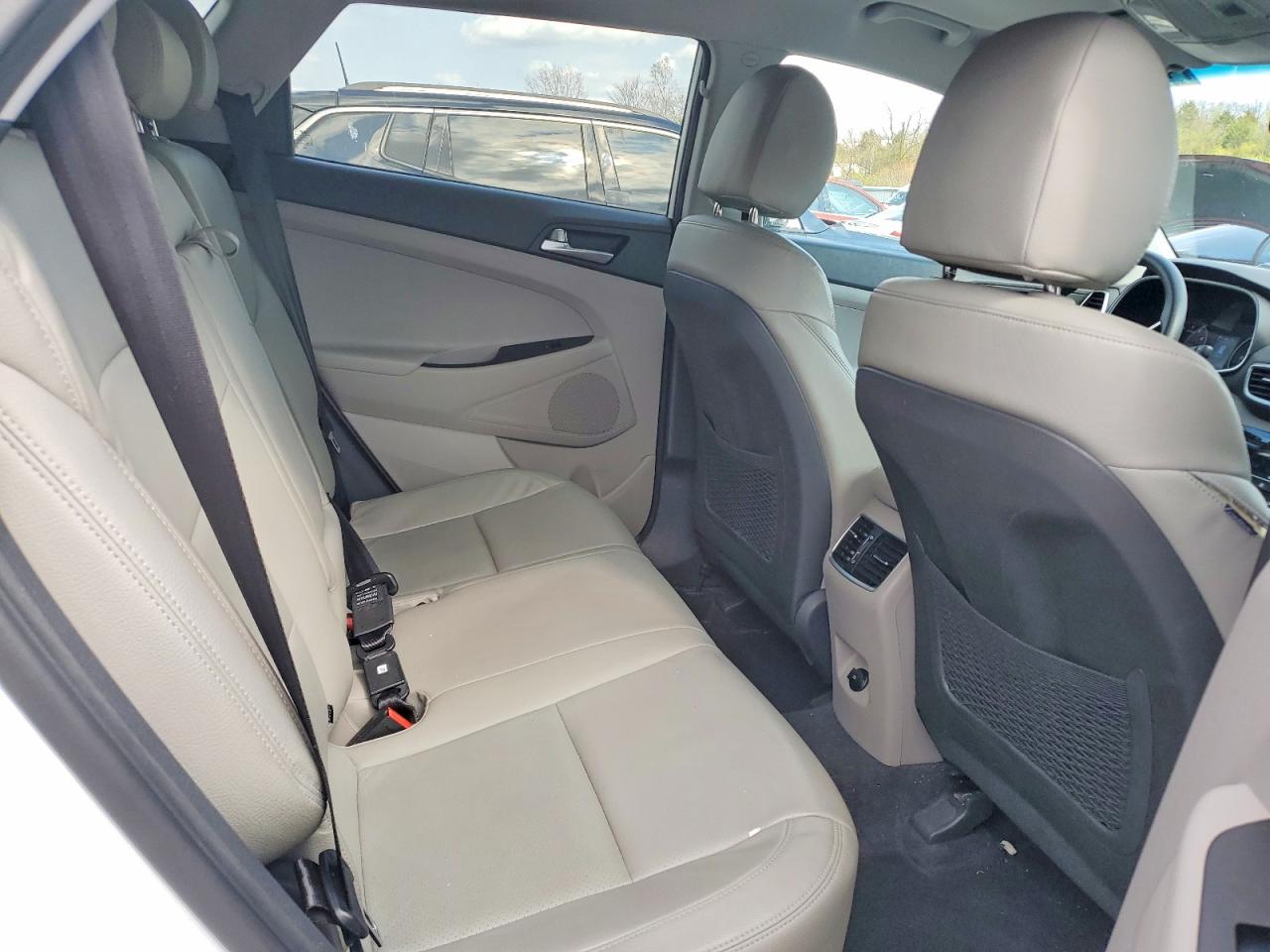 2020 HYUNDAI TUCSON SEL photo 11
