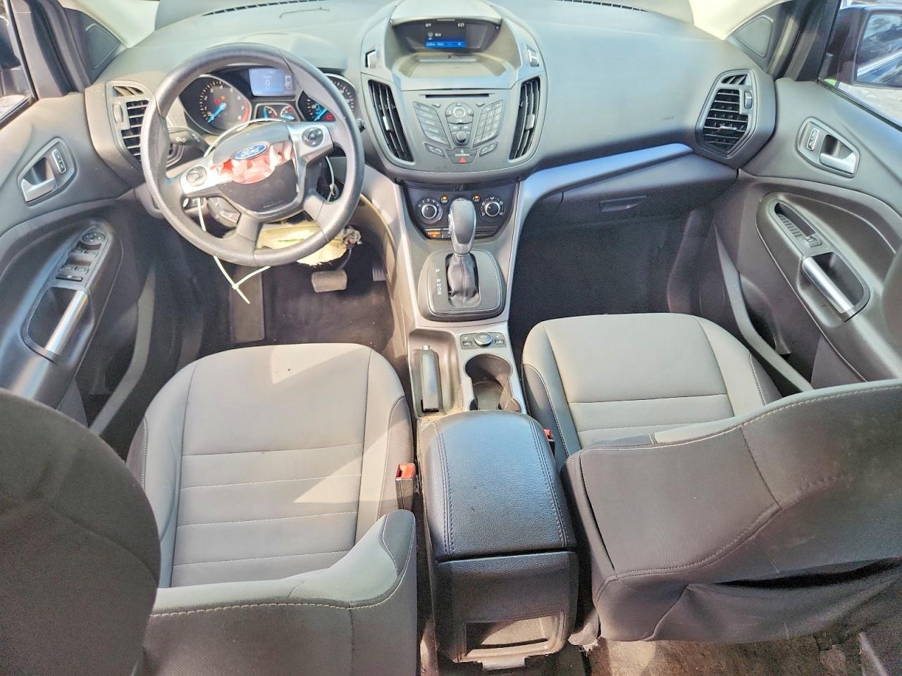 2016 FORD ESCAPE SE photo 8
