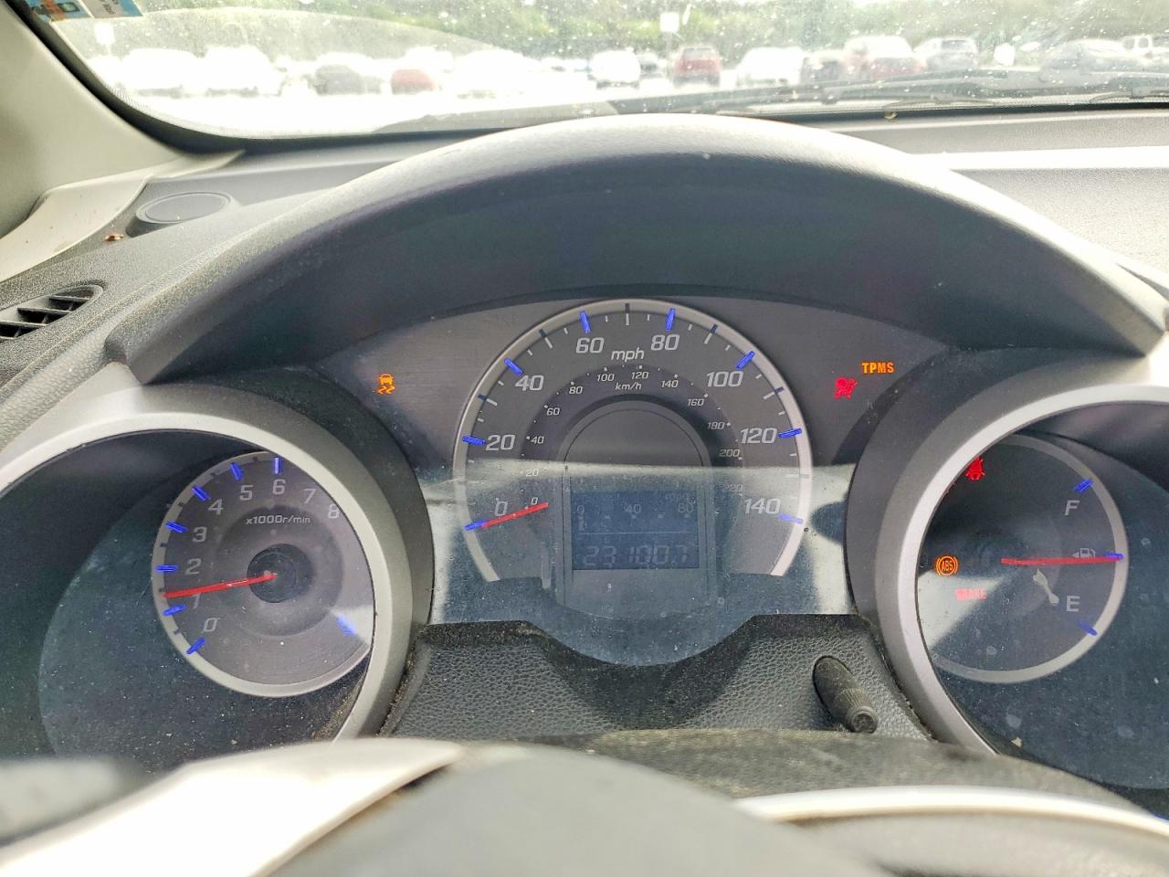 2011 HONDA FIT SPORT photo 17