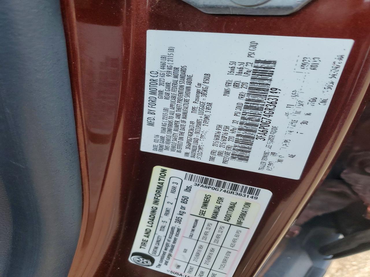2016 FORD FUSION photo 23