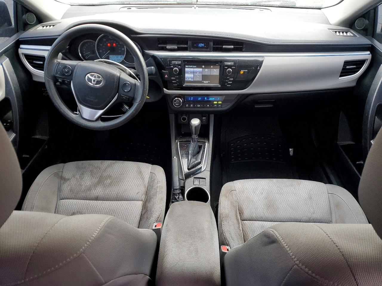 2014 TOYOTA COROLLA LE photo 22