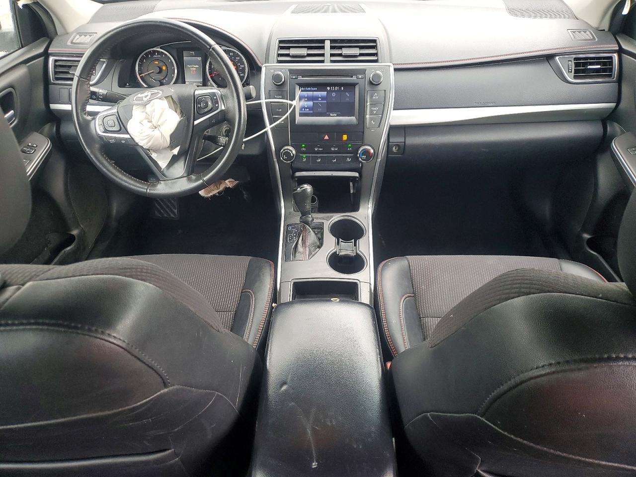 2017 TOYOTA CAMRY SE photo 15