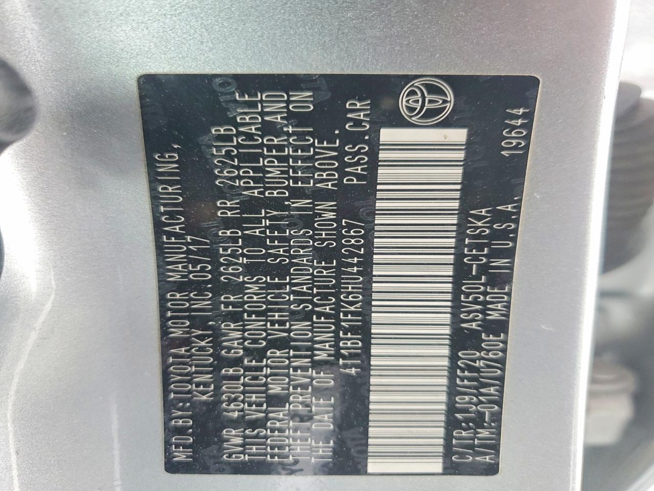 2017 TOYOTA CAMRY SE photo 25