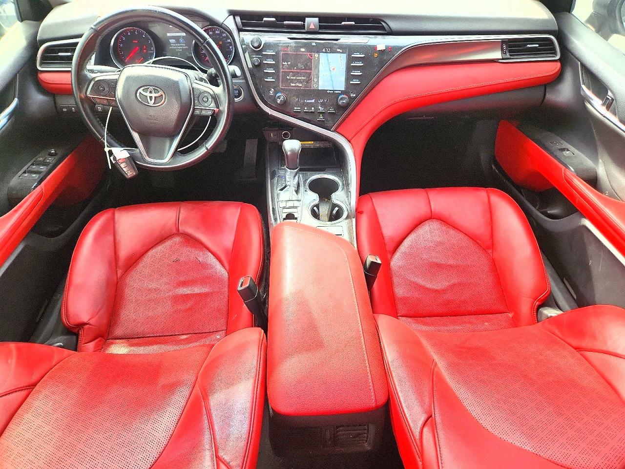 2019 TOYOTA CAMRY XSE photo 15