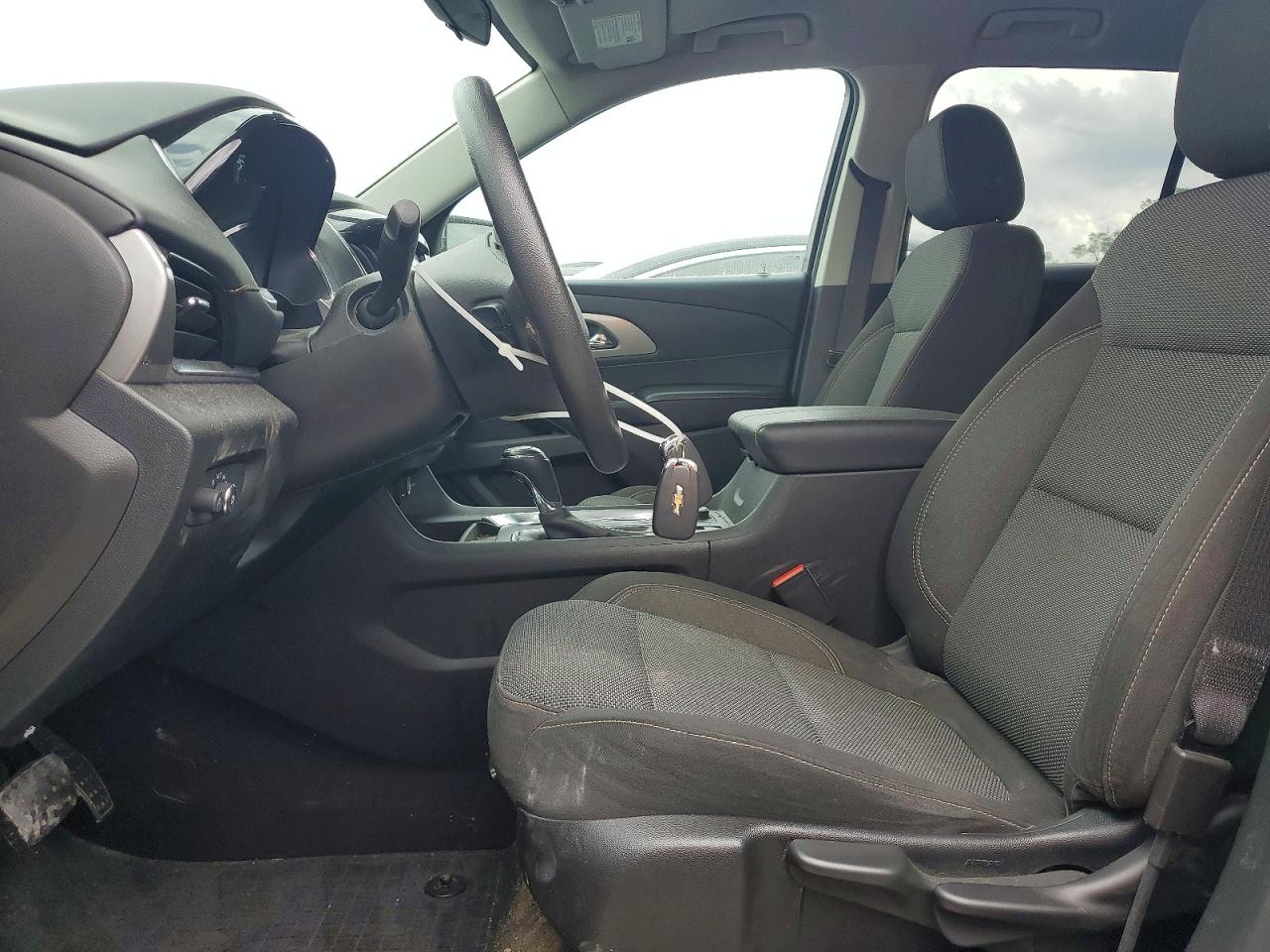 2020 CHEVROLET TRAVERSE LS photo 19