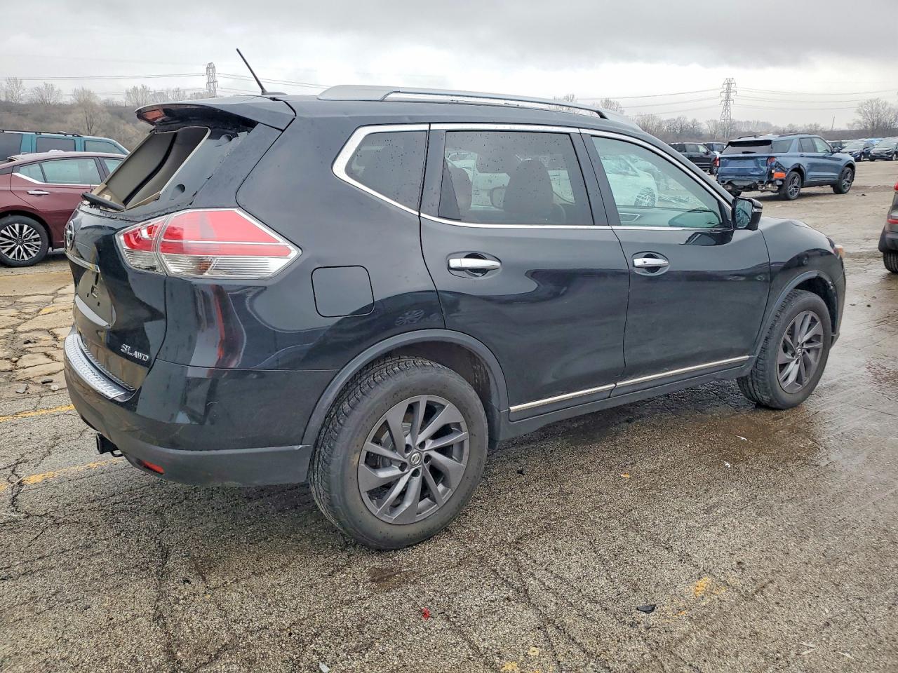2016 NISSAN ROGUE SL photo 3