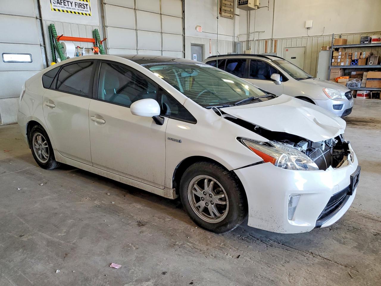 2010 TOYOTA PRIUS III photo 10