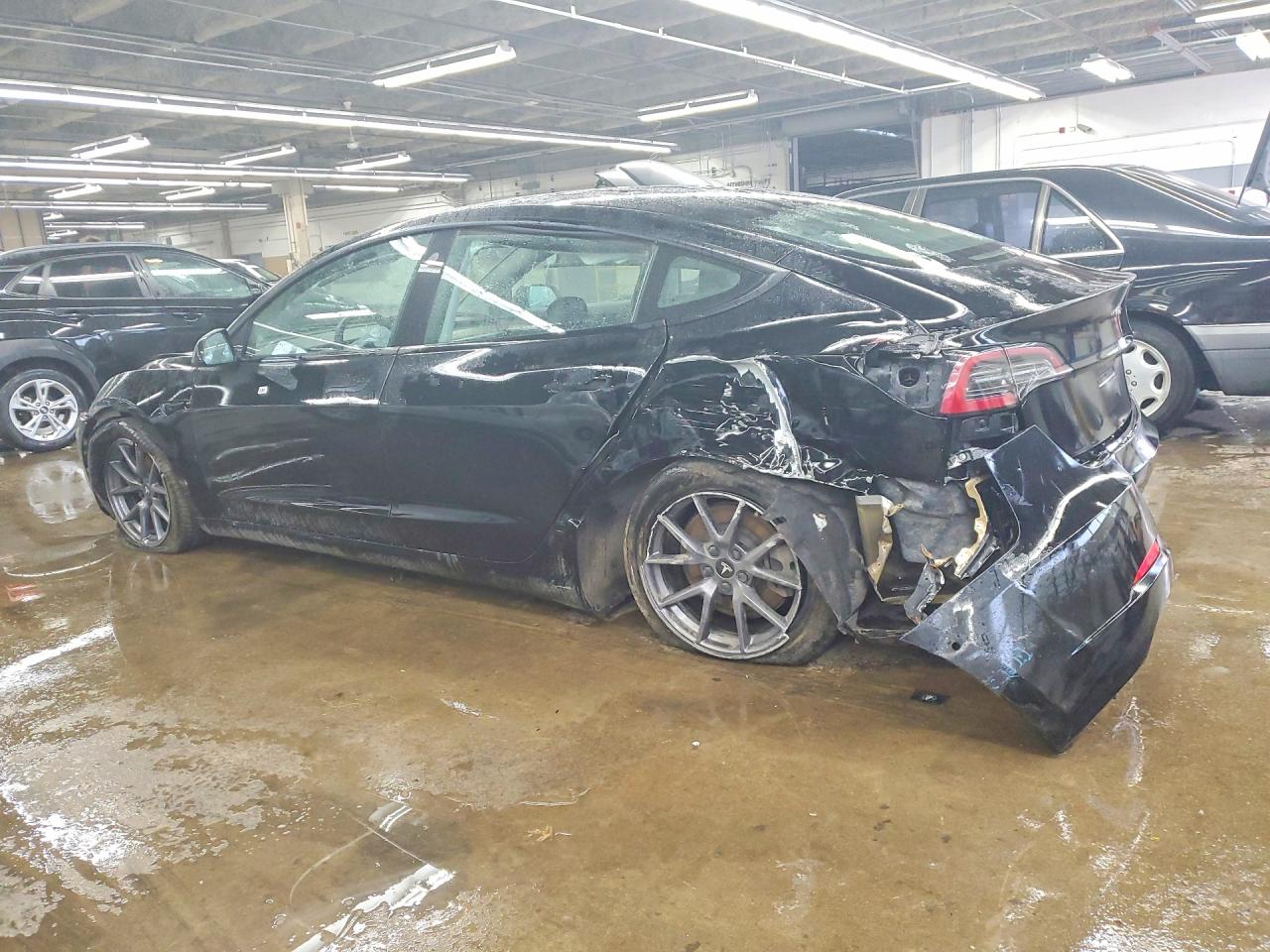 2022 TESLA MODEL 3 photo 3