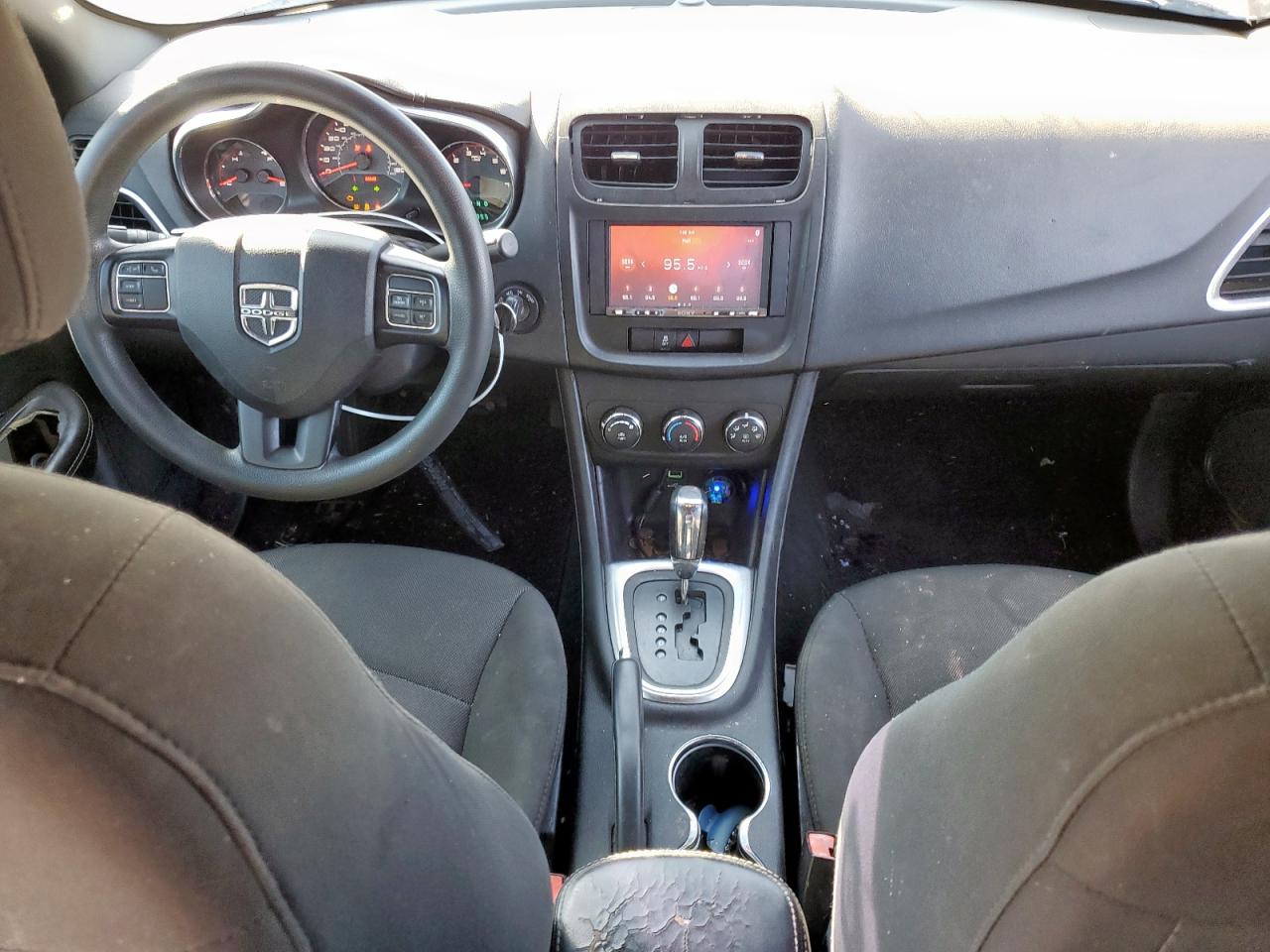 2014 DODGE AVENGER SE photo 22