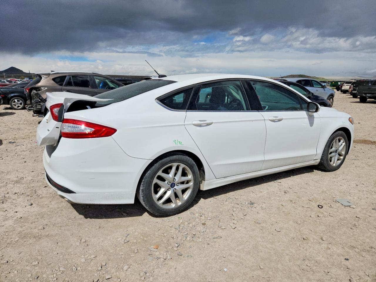 2015 FORD FUSION SE photo 7