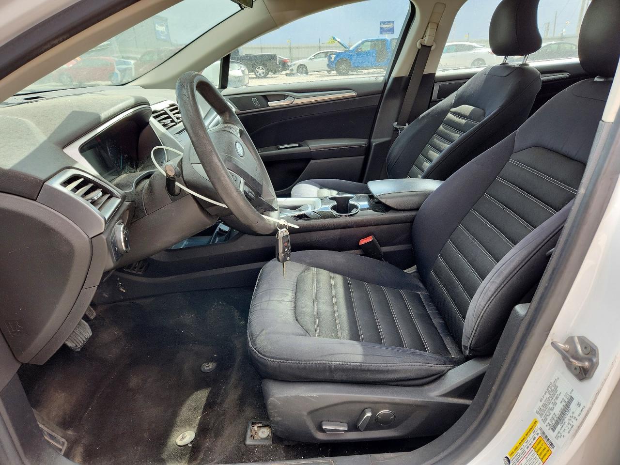 2015 FORD FUSION SE photo 19