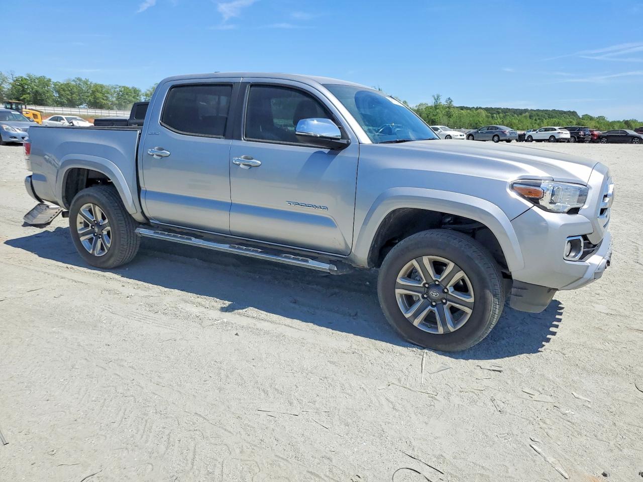 2019 TOYOTA TACOMA LIMITED photo 7