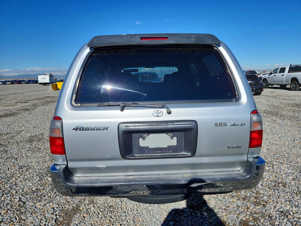 2001 TOYOTA 4RUNNER SR5 photo 16