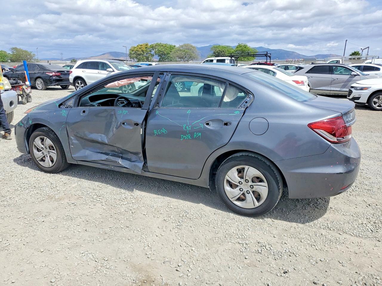 2013 HONDA CIVIC LX photo 3