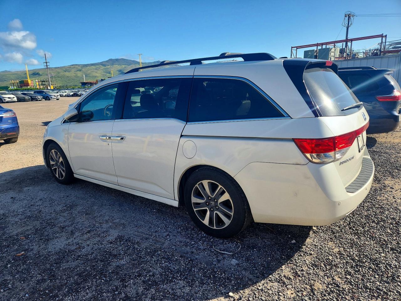 2016 HONDA ODYSSEY TOURING photo 4