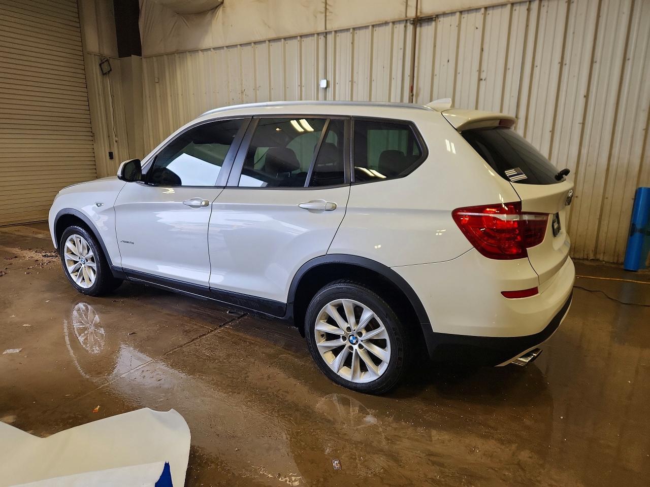 2015 BMW X3 XDRIVE28I photo 3
