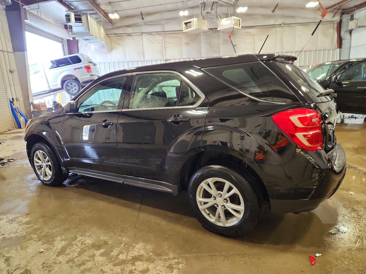 2017 CHEVROLET EQUINOX LS photo 3